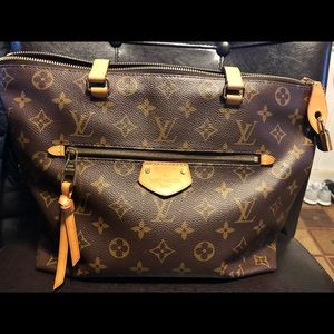 Authentic Louis Vuitton Iena PM